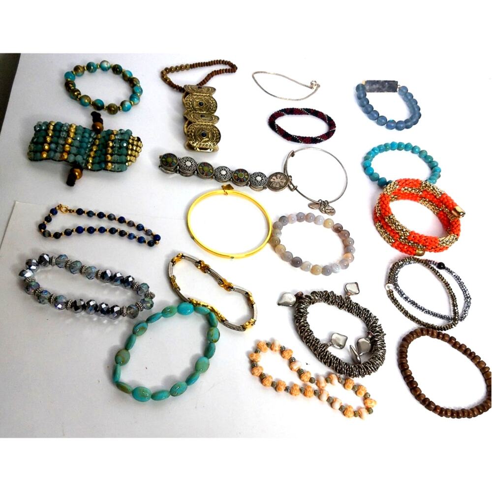 Vintage 90s Y2K & Modern Beaded Bracelet Chunky Cuff Bangle Jewelry 22 Pieces